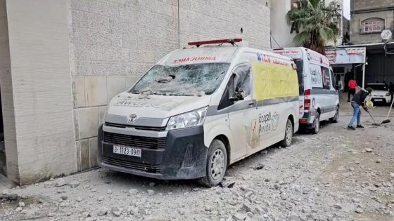 بعد قصفها.. مستشفى العودة تطلق نداء استغاثة عاجل لتوفير حماية للمرضى والطواقم الطبية