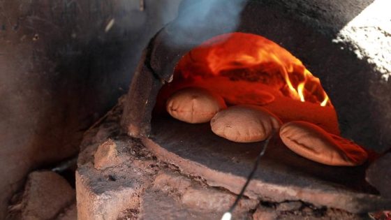أفران الطين في غزة: جمر الصمود تحت رماد الحرب